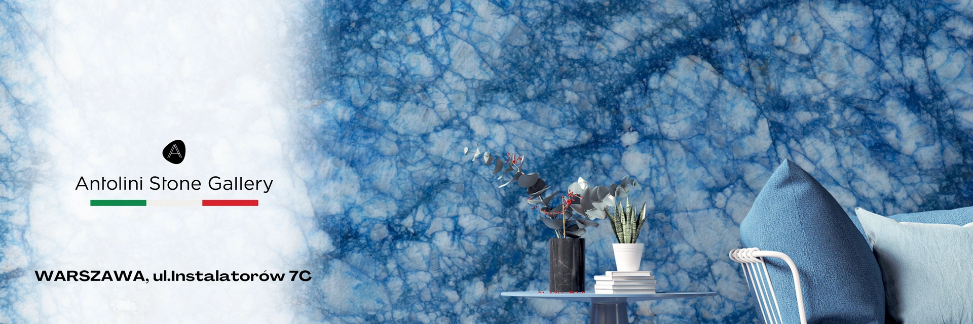 półka z książkami